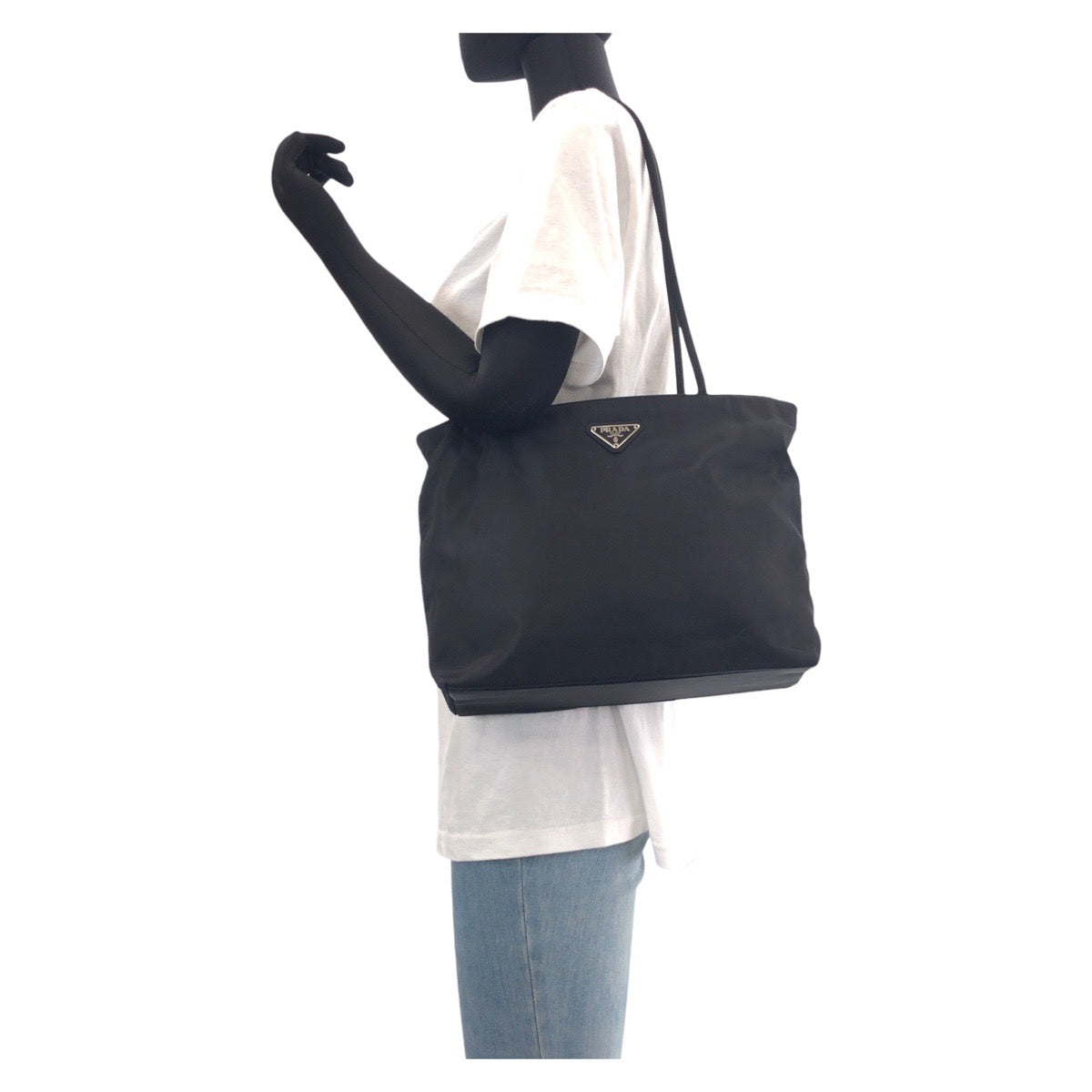15549
PRADA プラダ テスート 三角ロゴプレート ブラック 黒 シルバー金具 ナイロン トートバッグ ショルダーバッグ  レディース
