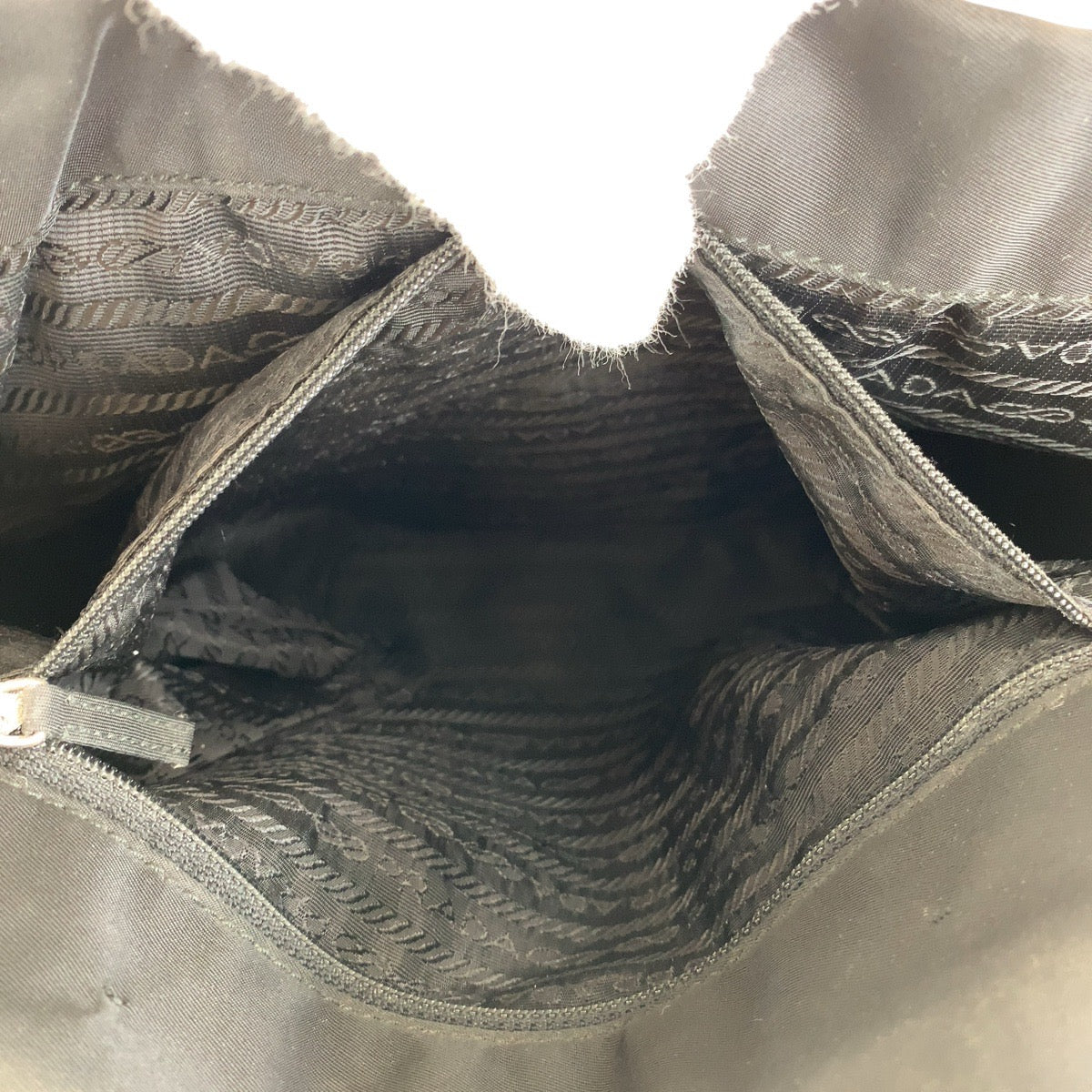 15554
PRADA プラダ テスート ブラック 黒 シルバー金具 ナイロン トートバッグ ハンドバッグ  レディース