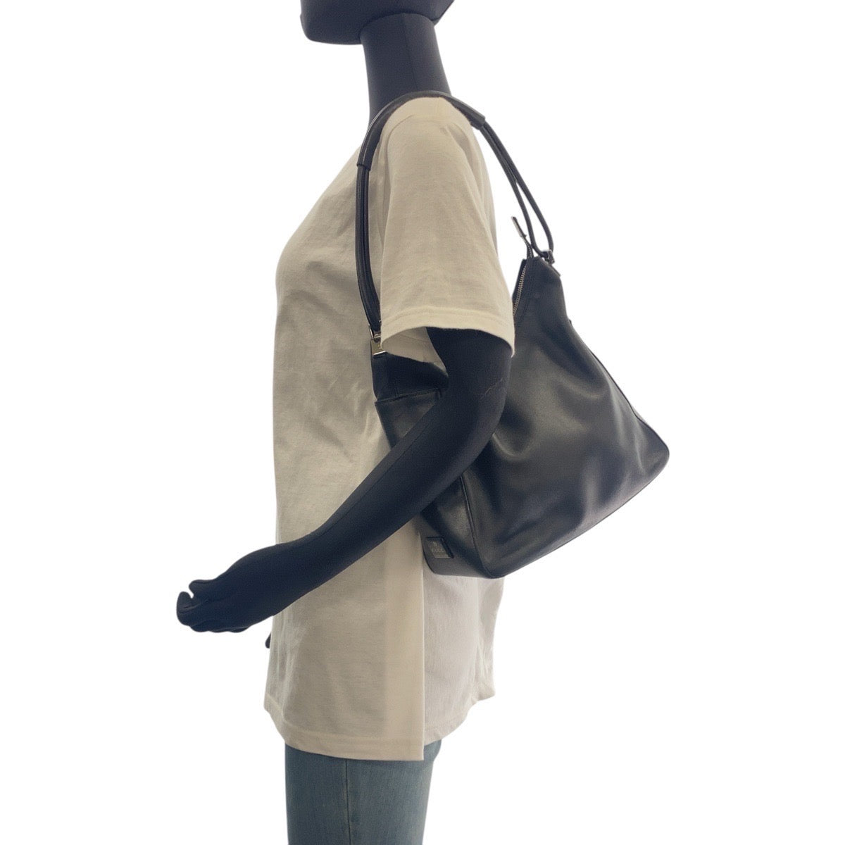 15555
GUCCI グッチ ブラック 黒 シルバー金具 レザー 001 3766 ショルダーバッグ  レディース