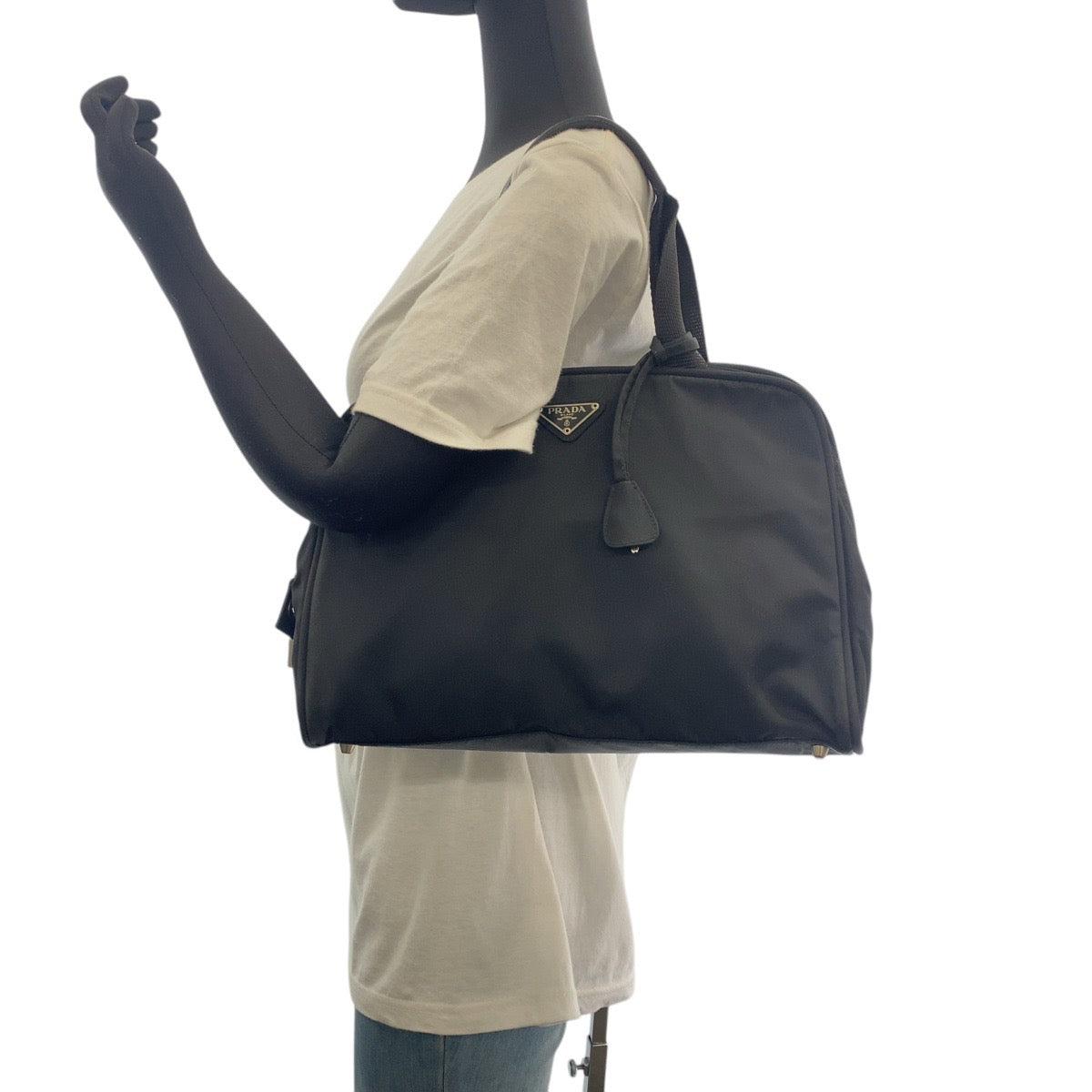 15556
PRADA プラダ テスート 三角ロゴプレート ブラック 黒 シルバー金具 ナイロン トートバッグ ハンドバッグ  レディース