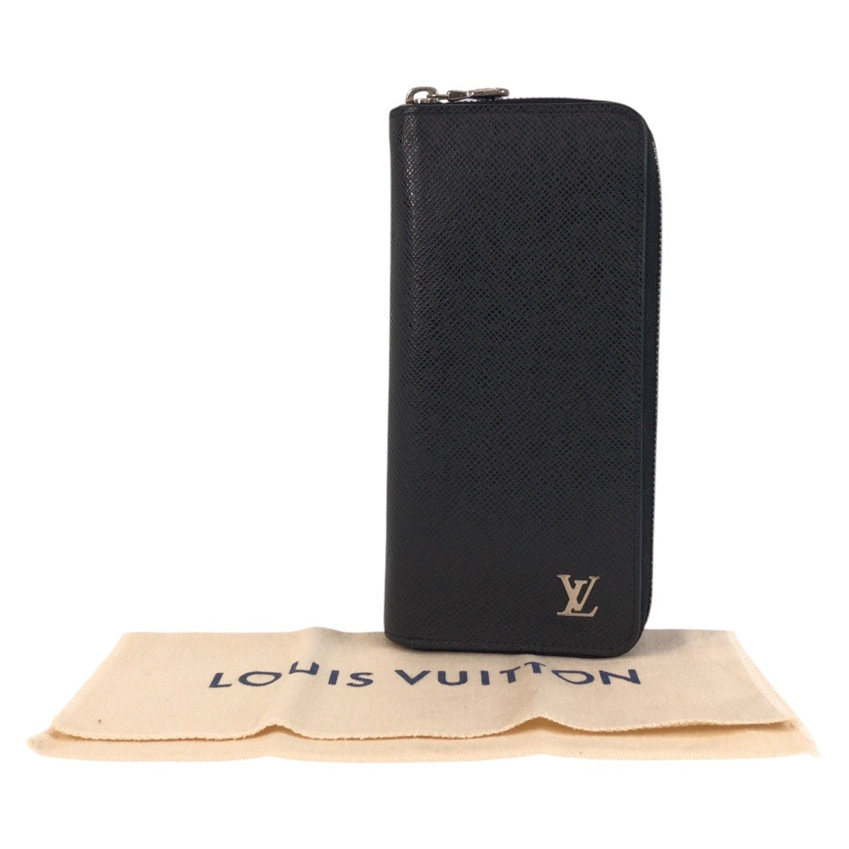 15631
 LOUIS VUITTON Taiga Zippy Wallet Vertical Black Silver Hardware Leather M30317 Long Wallet Men's