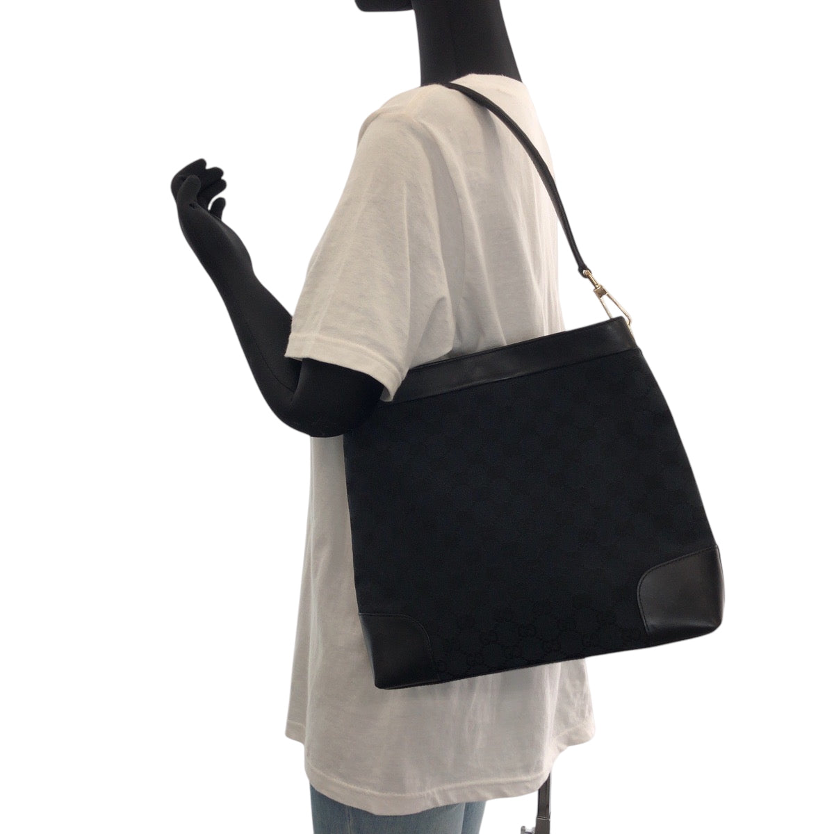 15685
GUCCI グッチ ブラック シルバー金具 GGキャンバス 001 4231 ショルダーバッグ ハンドバッグ  レディース