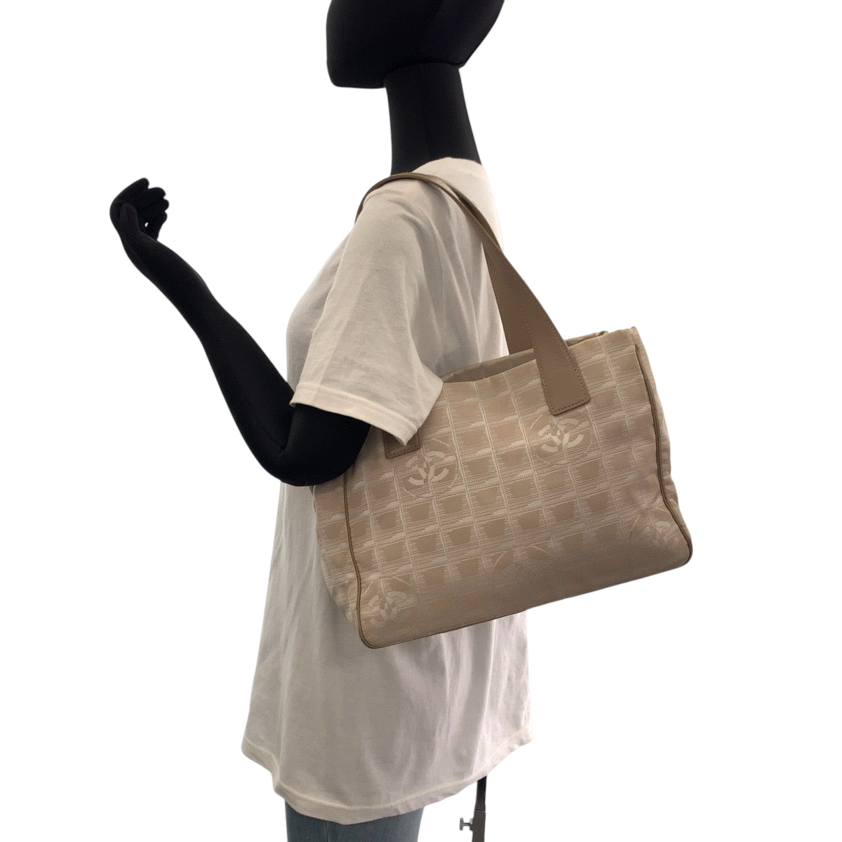 15700
CHANEL シャネル ニュートラベルライン ピンクベージュ ゴールド金具 キャンバス / レザー トートバッグ ショルダーバッグ  レディース AB28