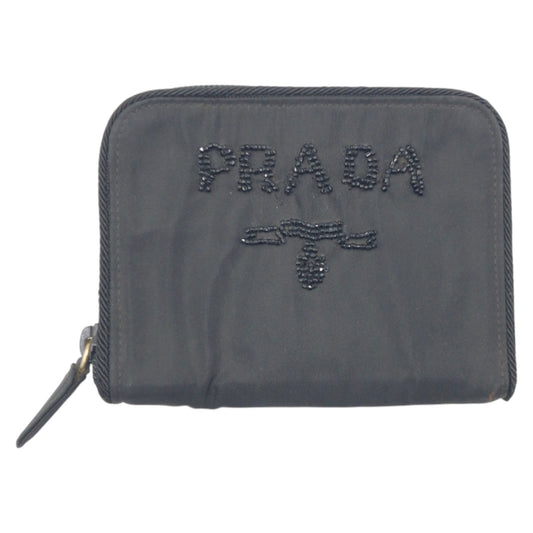 15721
PRADA プラダ ヴィンテージ ブラック 黒 ナイロン 二つ折り財布 折り財布 コンパクトウォレット  レディース AB16