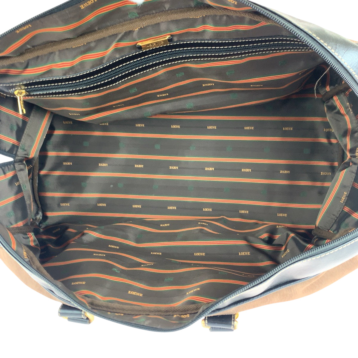 15786
LOEWE ロエベ ヴィンテージ ベラスケス ブラウン ブラック ゴールド金具 スウェード ボストンバッグ ハンドバッグ  レディース