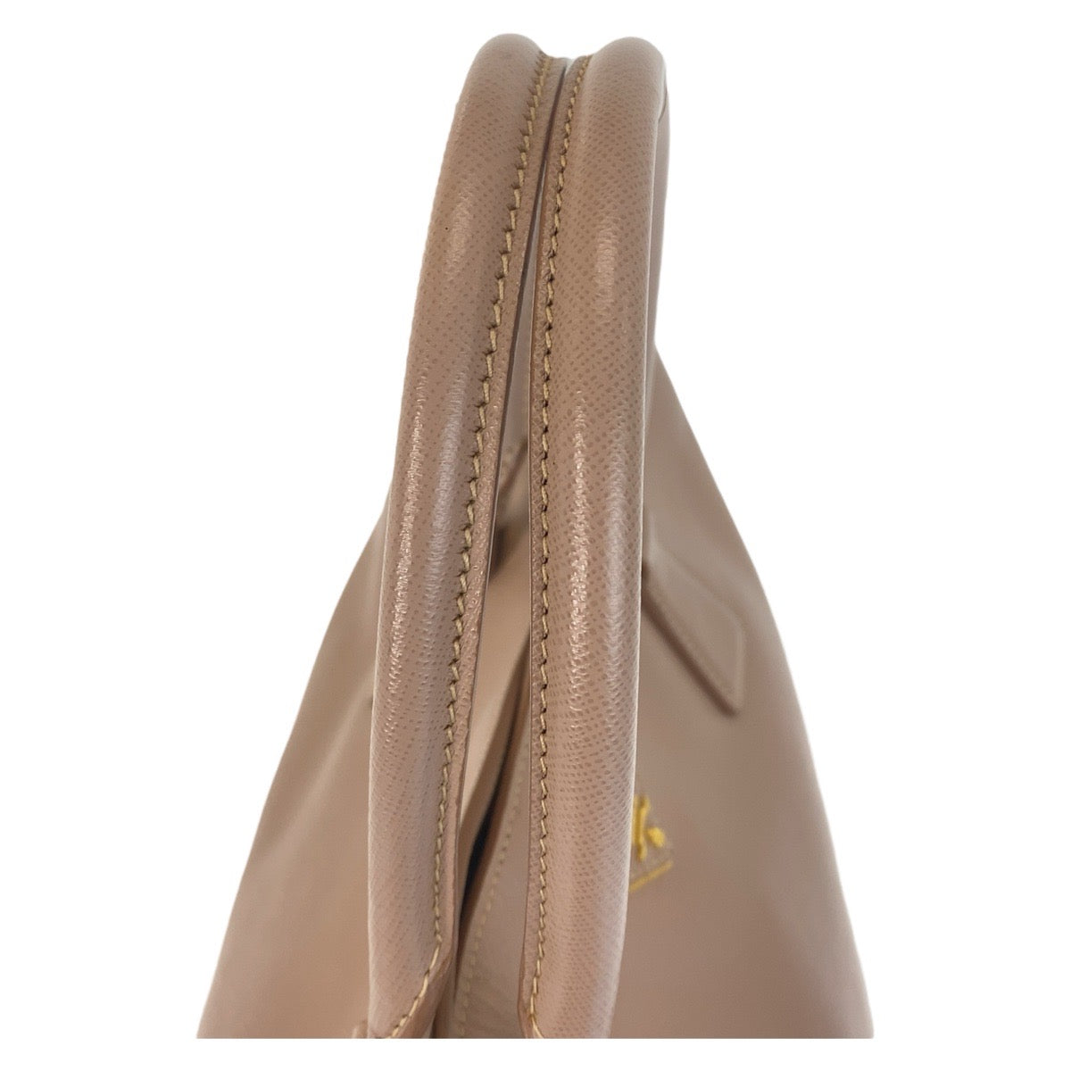 15835
PRADA プラダ サフィアーノ ピンクベージュ ゴールド金具 レザー ハンドバッグ レディース ABP56