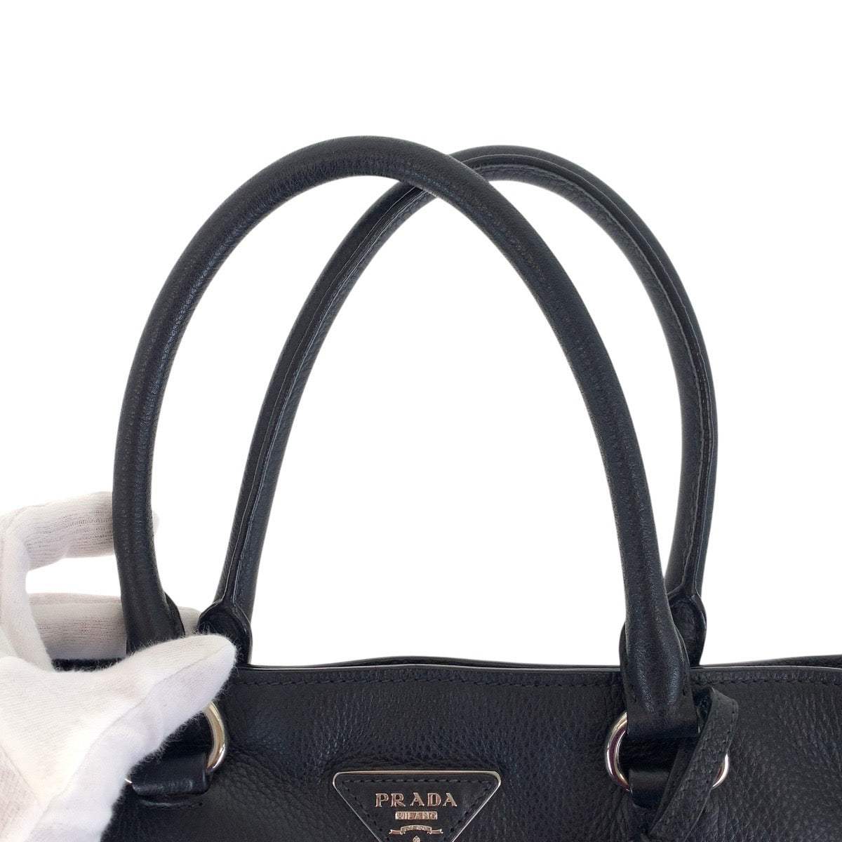15836
PRADA プラダ ヴィッテロ ダイノ 三角ロゴプレート ブラック 黒 シルバー金具 レザー トートバッグ ショルダーバッグ 2way レディース ABP69