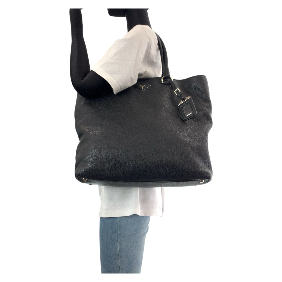 15836
 PRADA Vitello Dino Triangle Logo Plate Black Silver Hardware Leather Tote Bag Shoulder Bag 2way Women's