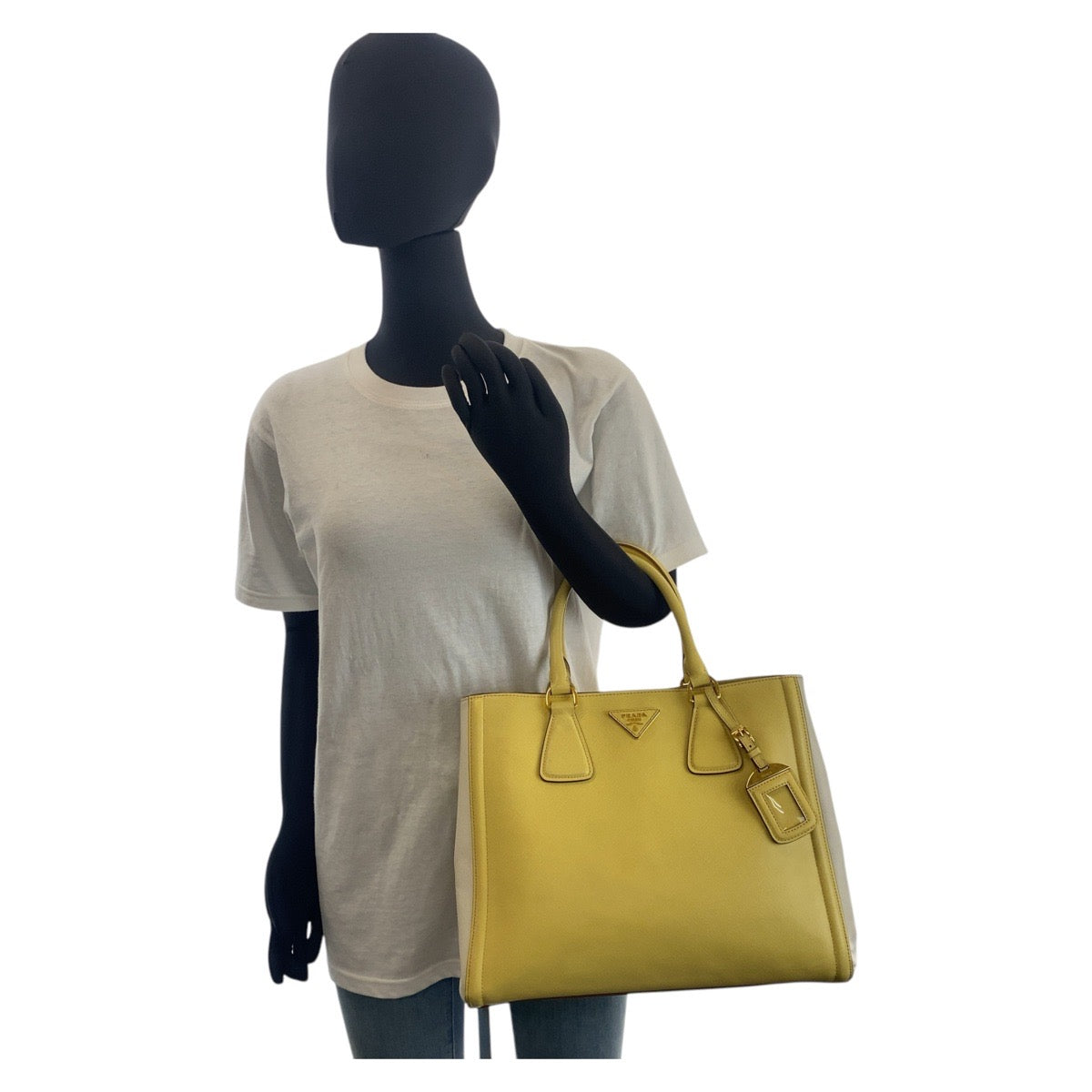 15840
PRADA プラダ サフィアーノ イエロー ゴールド金具 レザー ハンドバッグ ショルダーバッグ 2way レディース AB48