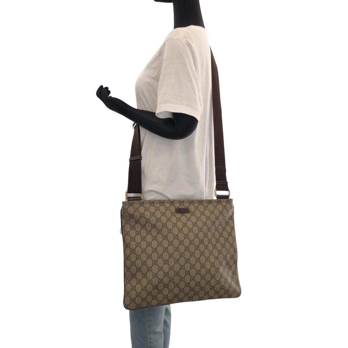 15841
GUCCI グッチ ブラウン ゴールド金具 GGスプリームキャンバス 201446 ショルダーバッグ メッセンジャーバッグ  メンズ