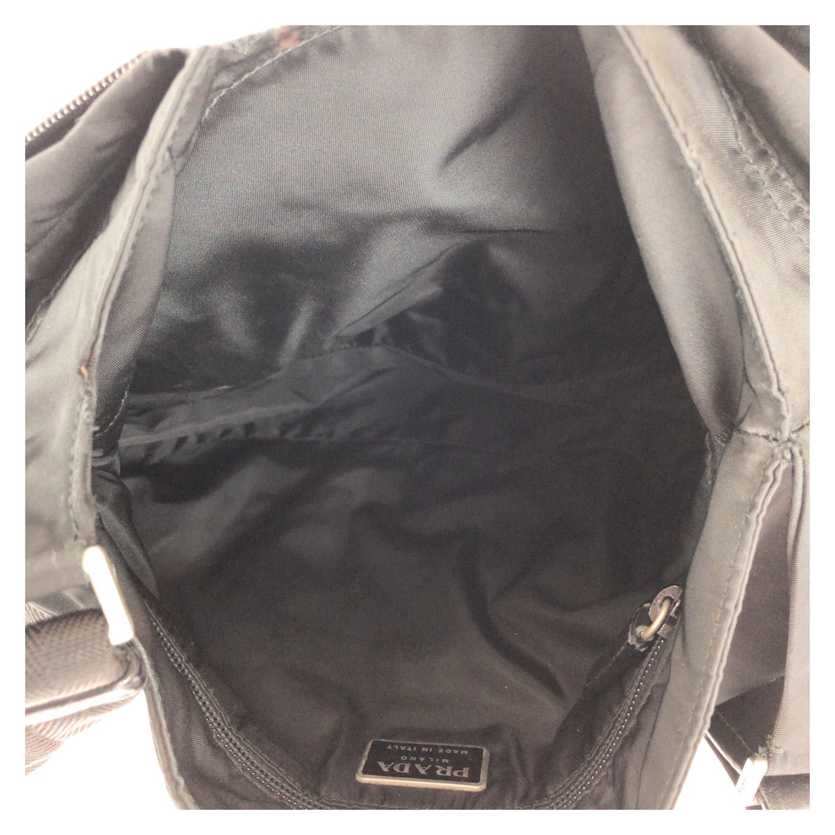 15847
 PRADA Tessuto Triangle Logo Plate Black Silver Hardware Nylon Shoulder Bag Messenger Bag Women's