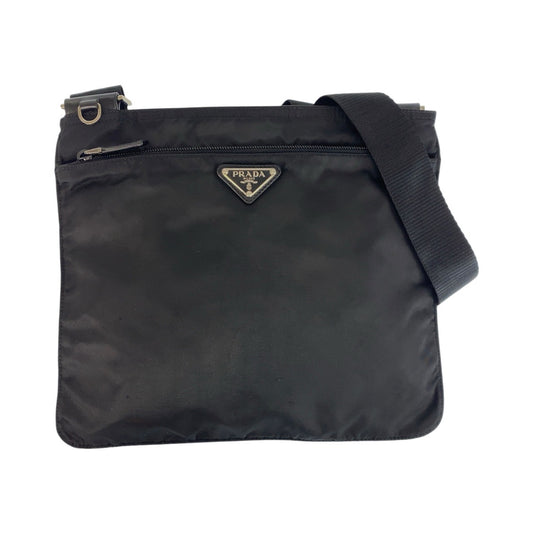 15867
PRADA プラダ テスート 三角ロゴプレート ブラック 黒 シルバー金具 ナイロン ショルダーバッグ メッセンジャーバッグ  レディース ABP40