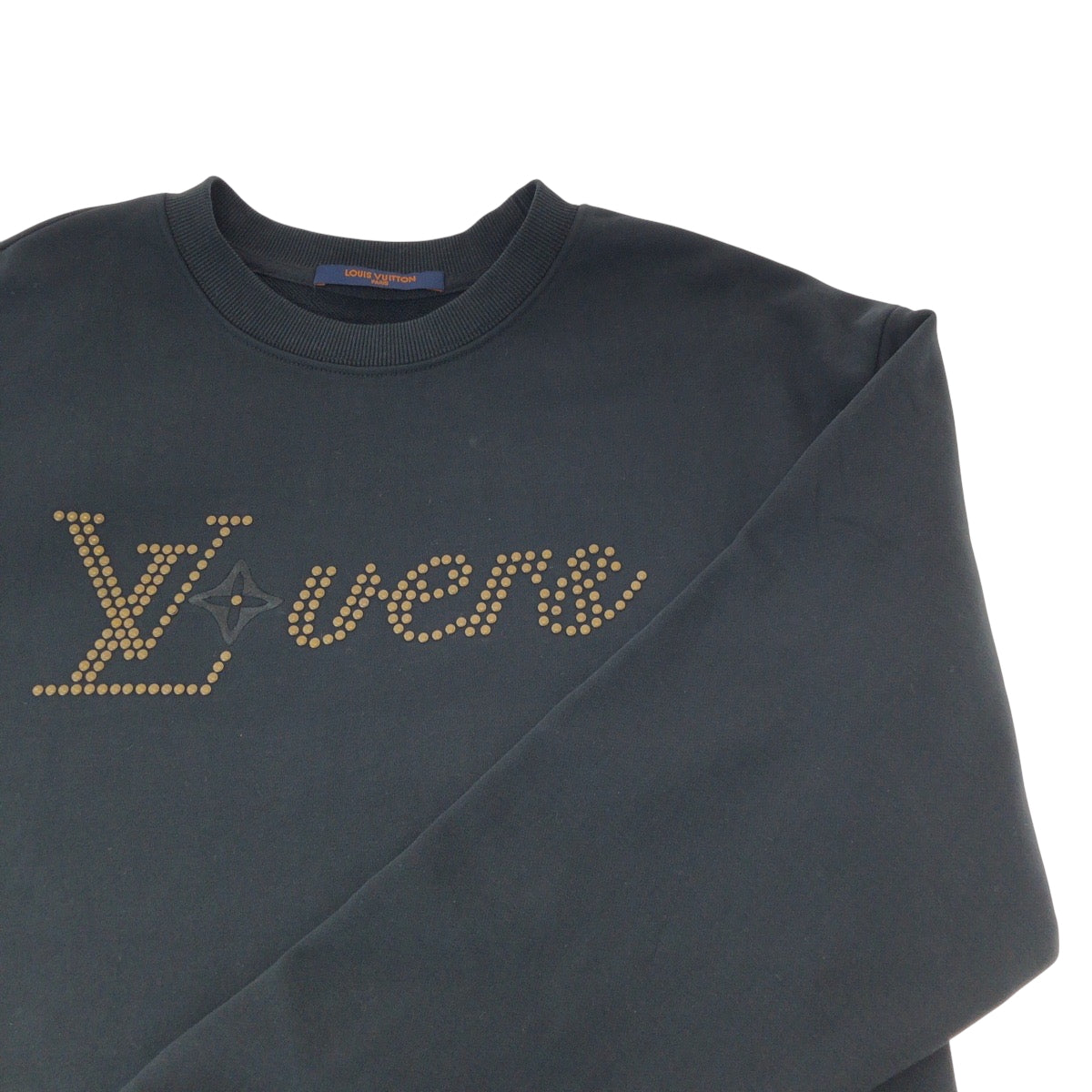 15908
LOUIS VUITTON ルイヴィトン 24SS スタッズ サイズS ブラック 黒 ゴールド金具 RM182M FMB HFY07W スウェット トレーナー  メンズ A130