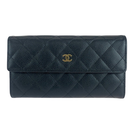 15882
 
CHANEL Chanel Matelasse Coco Mark Black Gold Hardware Caviar Skin Long Wallet Women's