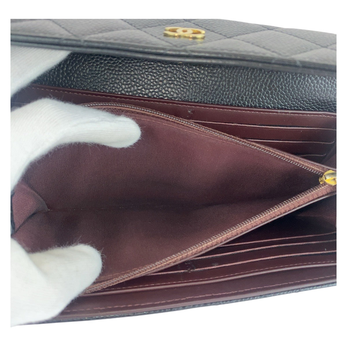 15882
CHANEL シャネル マトラッセ ココマーク ブラック 黒 ゴールド金具 キャビアスキン 長財布 ロングウォレット  レディース