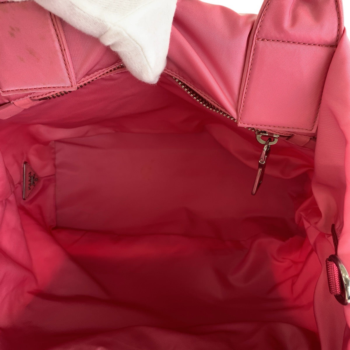 15898
PRADA プラダ テスート 三角ロゴプレート リバーシブル レッド ピンク シルバー金具 ナイロン トートバッグ ショルダーバッグ 2way  レディース AB32