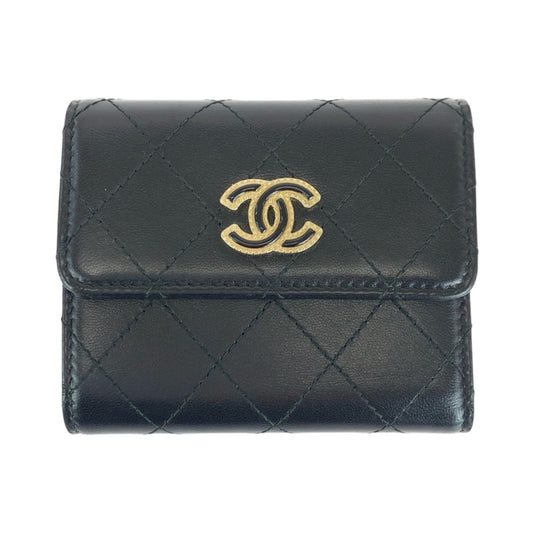 15927
 CHANEL Chanel Matelasse Coco Mark Black Gold Hardware Lambskin Folding Wallet Compact Wallet Women's