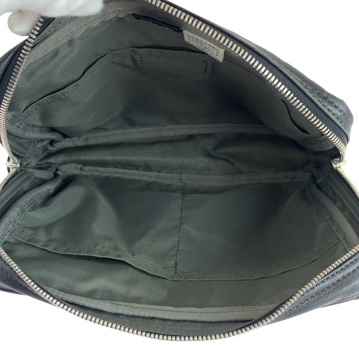 15931
PORTER ポーター ブラック 黒 シルバー金具 レザー セカンドバッグ クラッチバッグ  メンズ