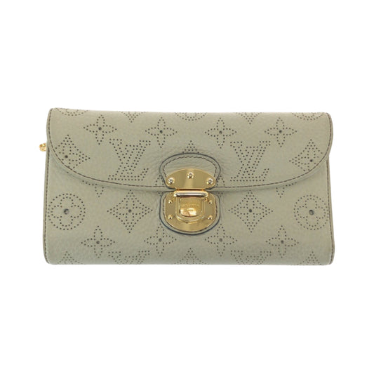 15938
 LOUIS VUITTON Louis Vuitton Monogram Mahina Portefeuille Amelia Ivory Gold Hardware Leather M58132 Long Wallet Women's