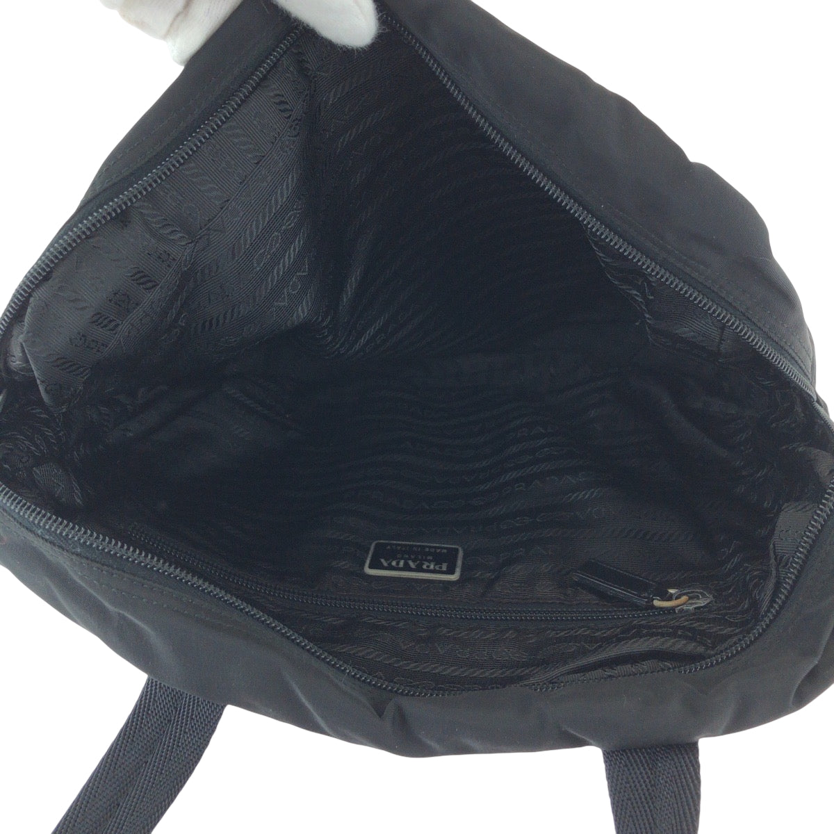 15951
PRADA プラダ テスート 三角ロゴプレート ブラック 黒 シルバー金具 ナイロン ハンドバッグ トートバッグ  レディース
