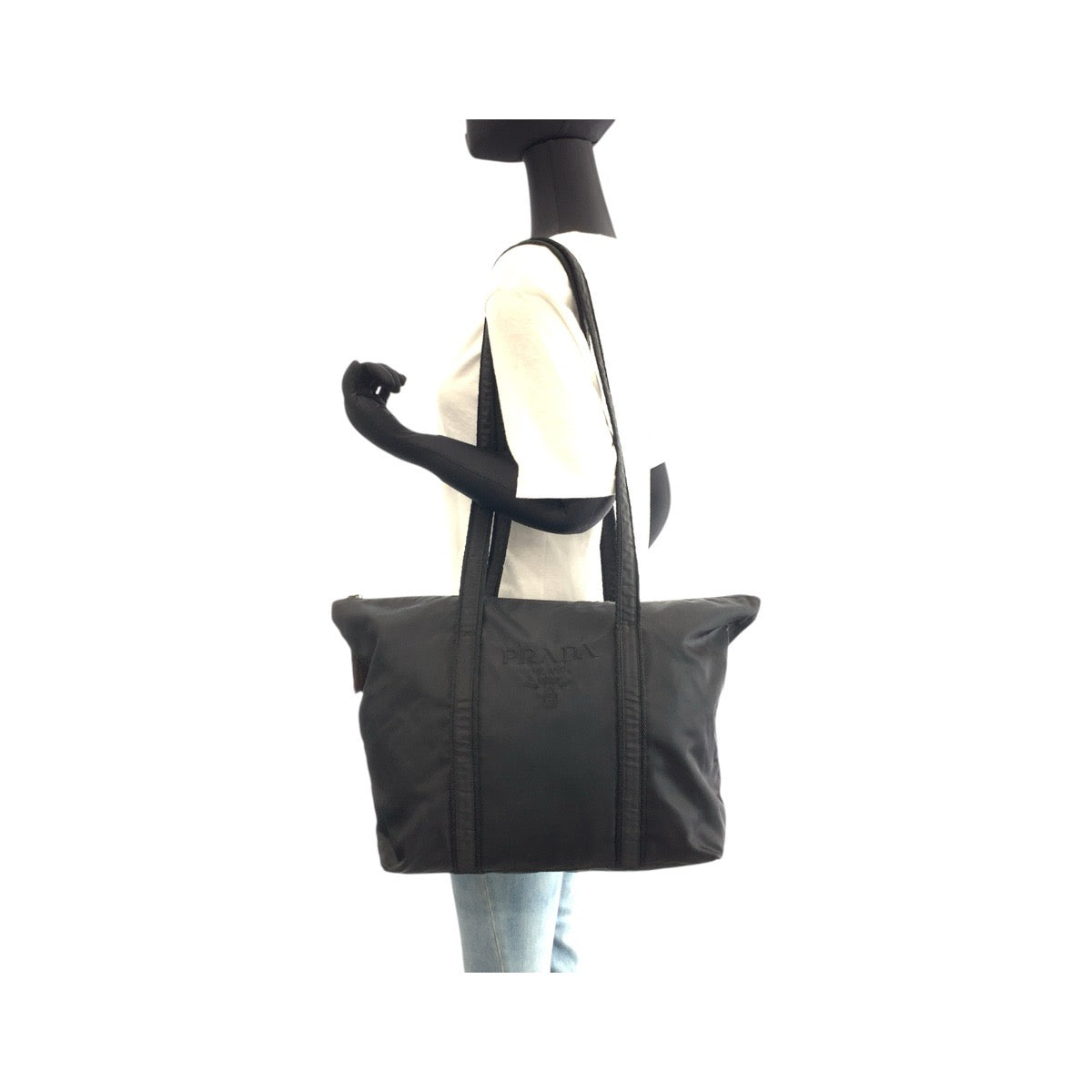 15985
PRADA Tessuto Logo Embroidered Black Gold Hardware Nylon Tote Bag Shoulder Bag Ladies AB34