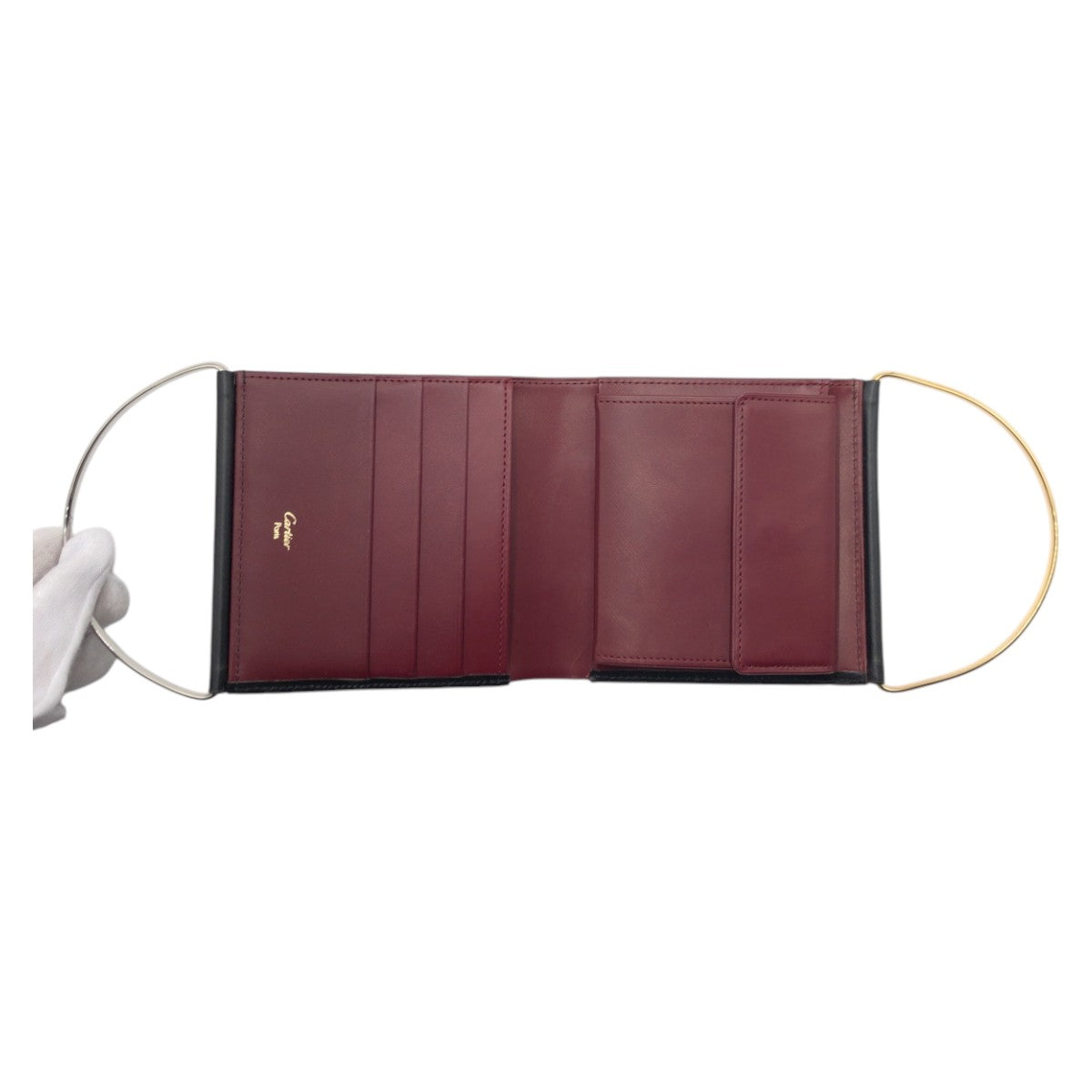 16051
CARTIER カルティエ トリニティ ブラック 黒 シルバー レザー / メタル 二つ折り財布 折り財布 コンパクトウォレット  レディース