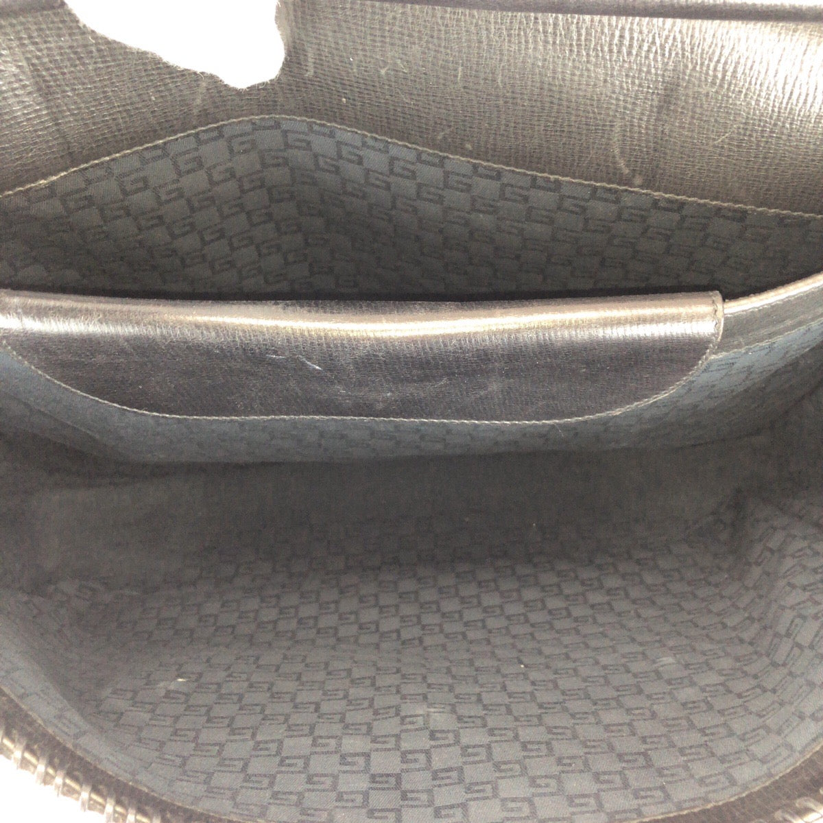 16099
GUCCI グッチ ブラック 黒 ゴールド金具 レザー 106232 ビジネスバッグ ブリーフケース 男女兼用  レディース ABP48