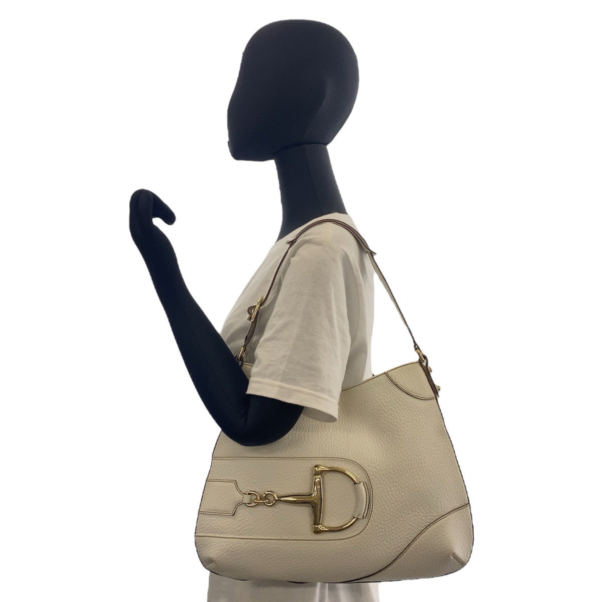 16190
GUCCI グッチ ホースビット ホワイト ゴールド金具 レザー 137388 ショルダーバッグ レディース AB46