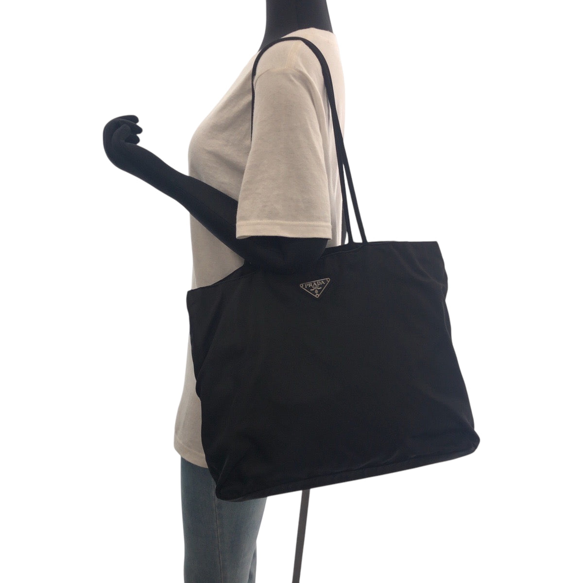 16192
PRADA プラダ テスート 三角ロゴプレート ブラック 黒 シルバー金具 ナイロン トートバッグ ショルダーバッグ  レディース ABP30