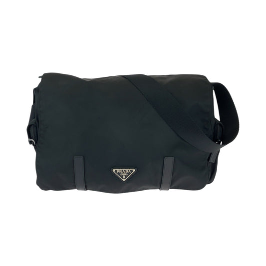 16217
PRADA プラダ テスート 三角ロゴプレート 男女兼用 ブラック 黒 シルバー金具 ナイロン BT0643 ショルダーバッグ メッセンジャーバッグ  メンズ A54