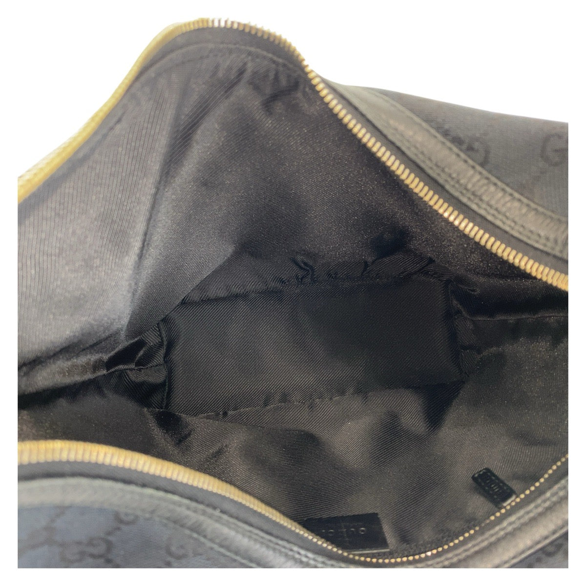 16260
GUCCI グッチ ブラック 黒 ゴールド金具 GGキャンバス / レザー 001 4288 ショルダーバッグ  レディース A45