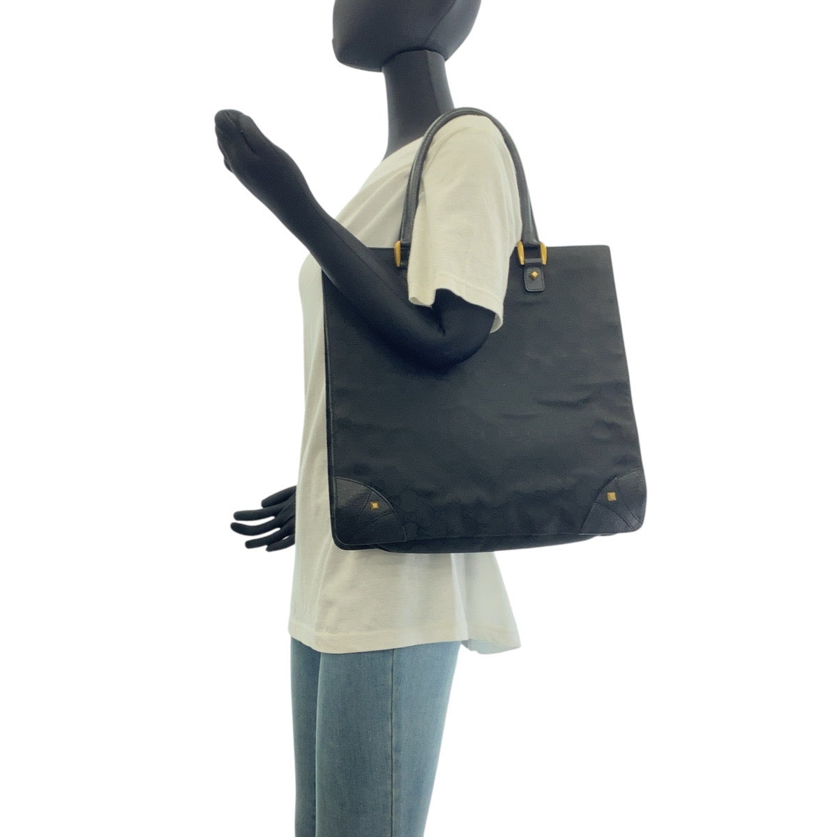 16329
GUCCI グッチ スタッズ ブラック 黒 ゴールド金具 GGキャンバス / レザー 120898 トートバッグ ショルダーバッグ  レディース AB29