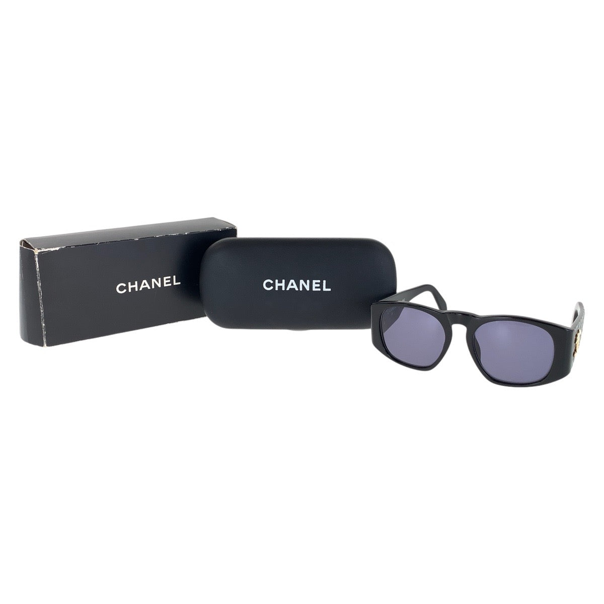 16341
CHANEL シャネル マトラッセ ココマーク ブラック 黒 ゴールド金具 プラスチック 01450 94305 サングラス 男女兼用 ウェリントン  レディース
