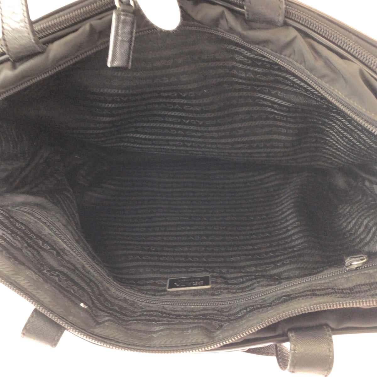 16387
PRADA Tessuto Triangle Logo Plate Black Silver Hardware Nylon V407S Shoulder Bag Business Bag 2-way Men's AB38