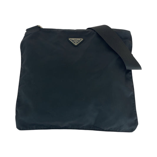 16394
PRADA プラダ テスート 三角ロゴプレート ブラック 黒 シルバー金具 ナイロン ショルダーバッグ ポシェット  メンズ ABP33