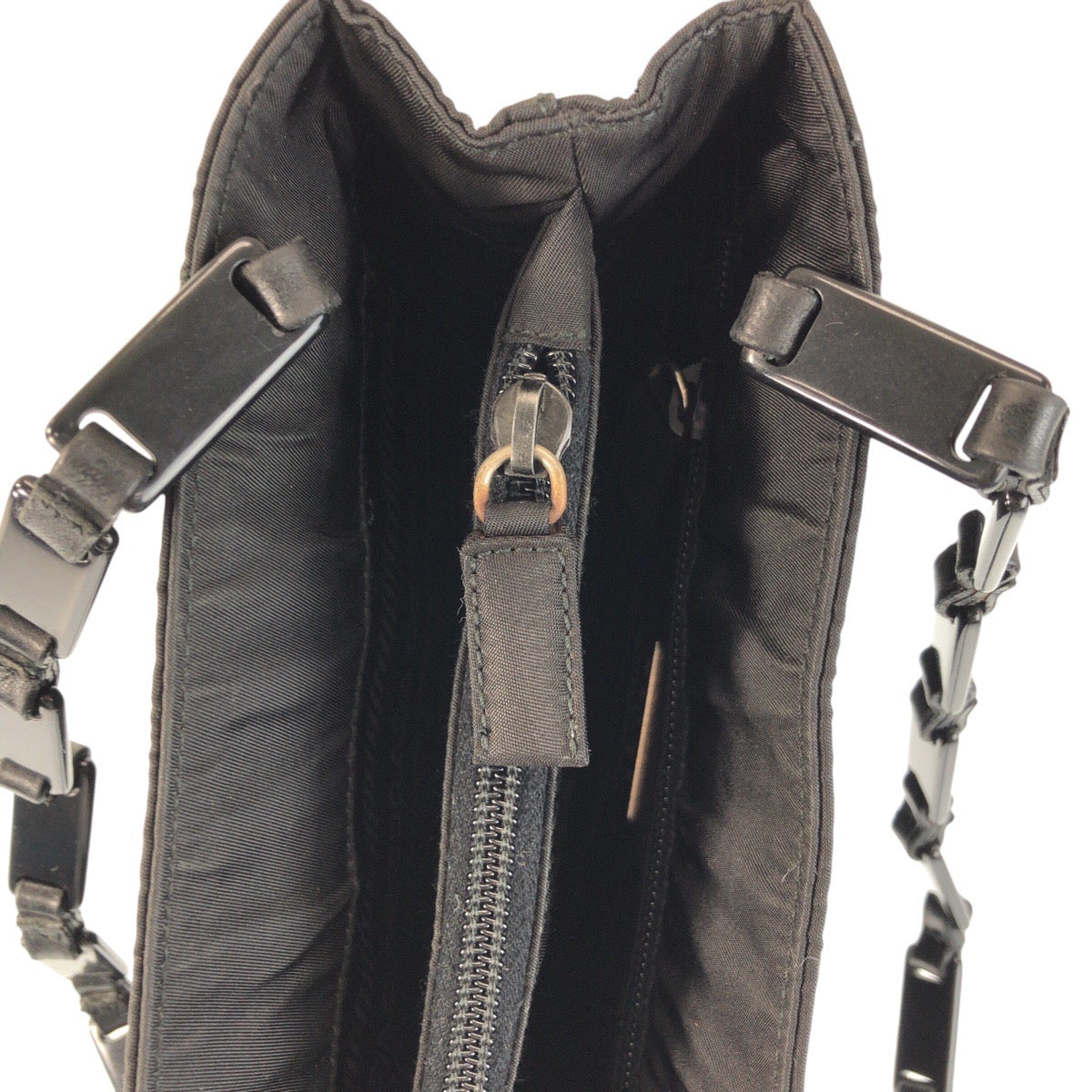 16398
PRADA プラダ テスート 三角ロゴプレート ブラック 黒 シルバー金具 ナイロン / プラスチック トートバッグ ショルダーバッグ  レディース ABP30