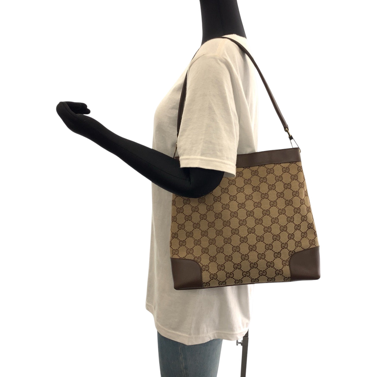 16402
GUCCI グッチ ブラウン ベージュ ゴールド金具 GGキャンバス 001 4231 ワンショルダーバッグ 肩掛け  レディース