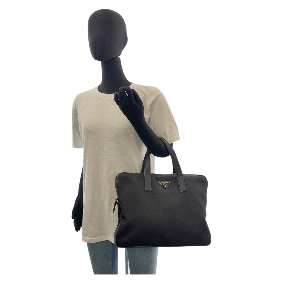 16412
PRADA プラダ テスート 三角ロゴプレート ブラック 黒 シルバー金具 ナイロン / レザー ビジネスバッグ ブリーフケース  レディース AB40