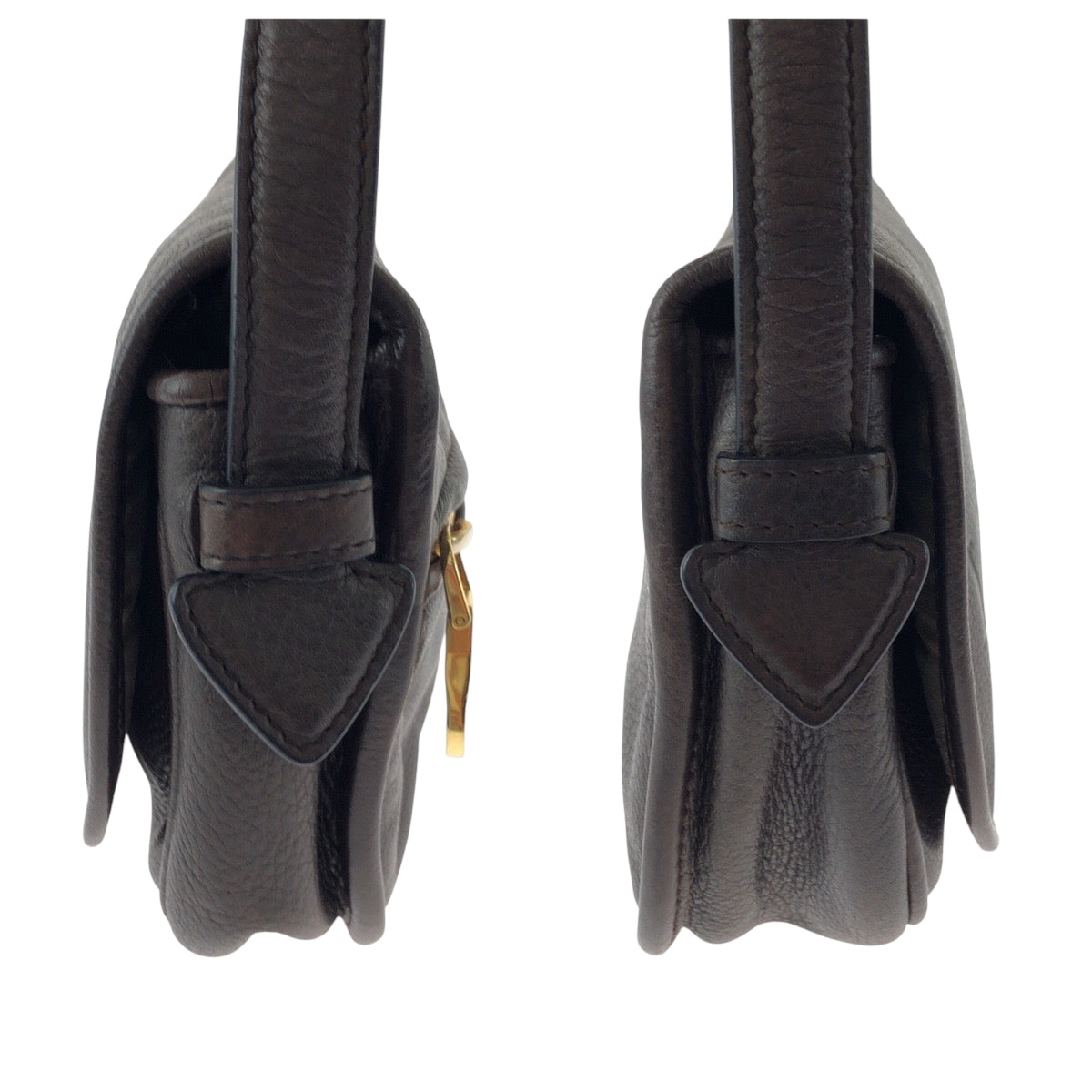 16418
LOEWE ロエベ ヘリテージ ロゴ ダークブラウン ゴールド金具 レザー ショルダーバッグ ポシェット  レディース ABP40