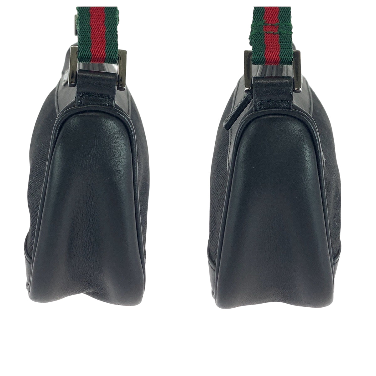 16455
GUCCI グッチ シェリーライン ブラック 黒 シルバー金具 キャンバス / レザー 92320 ハンドバッグ アクセサリーポーチ  レディース A39
