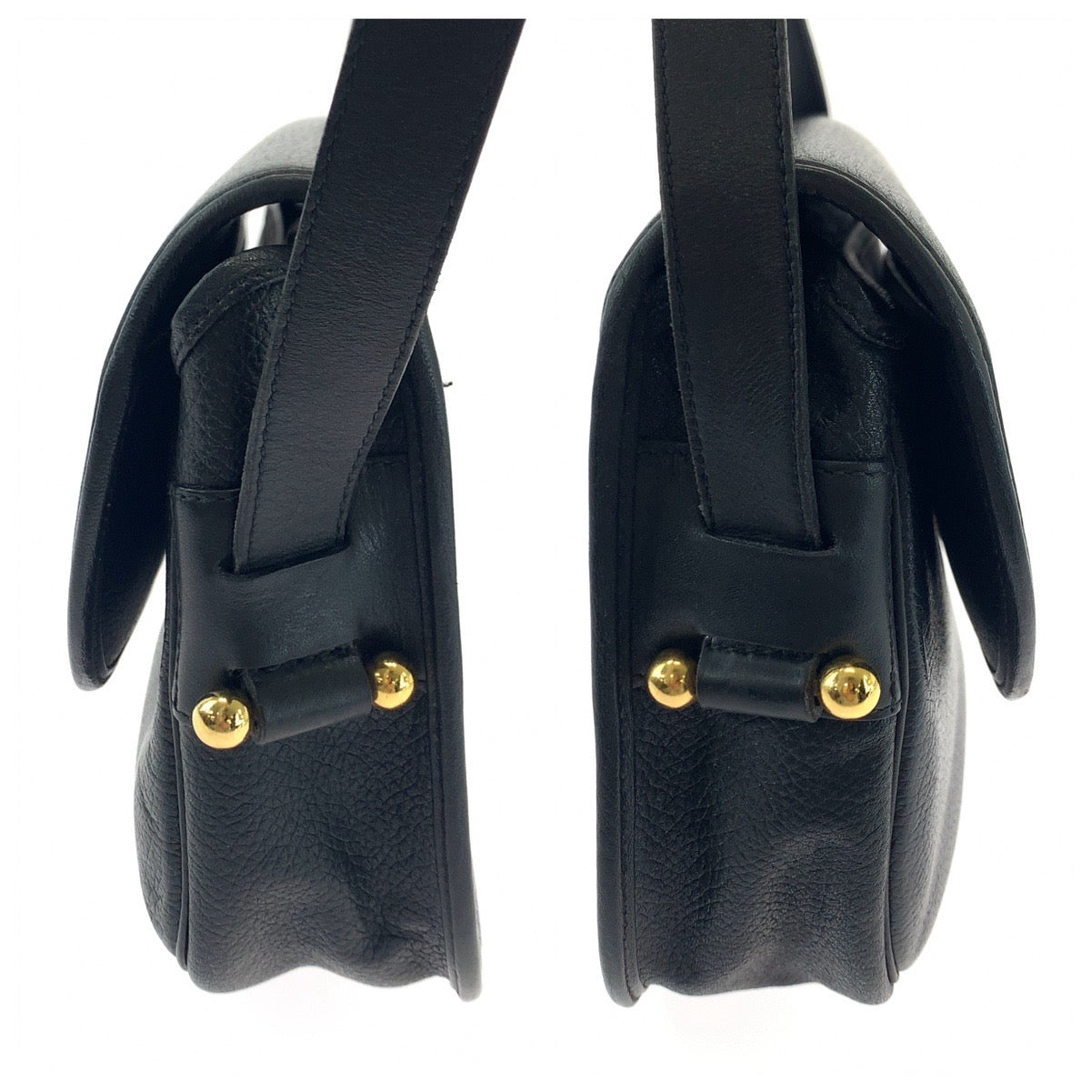 16464
Dior ディオール ヴィンテージ ラウンドロゴ ブラック 黒 ゴールド金具 レザー ショルダーバッグ ポシェット  レディース ABP28