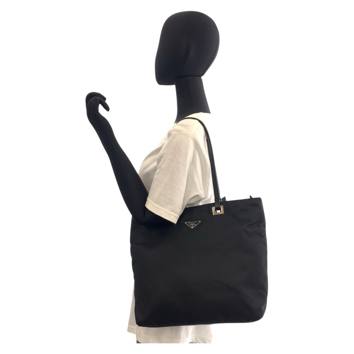 16484
PRADA プラダ テスート 三角ロゴプレート ブラック 黒 シルバー金具 ナイロン / レザー トートバッグ ショルダーバッグ  レディース AB32