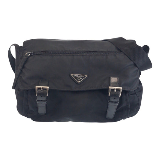 16488
PRADA プラダ テスート 三角ロゴプレート ブラック 黒 シルバー金具 ナイロン 斜め掛け ショルダーバッグ 男女兼用  レディース AB35