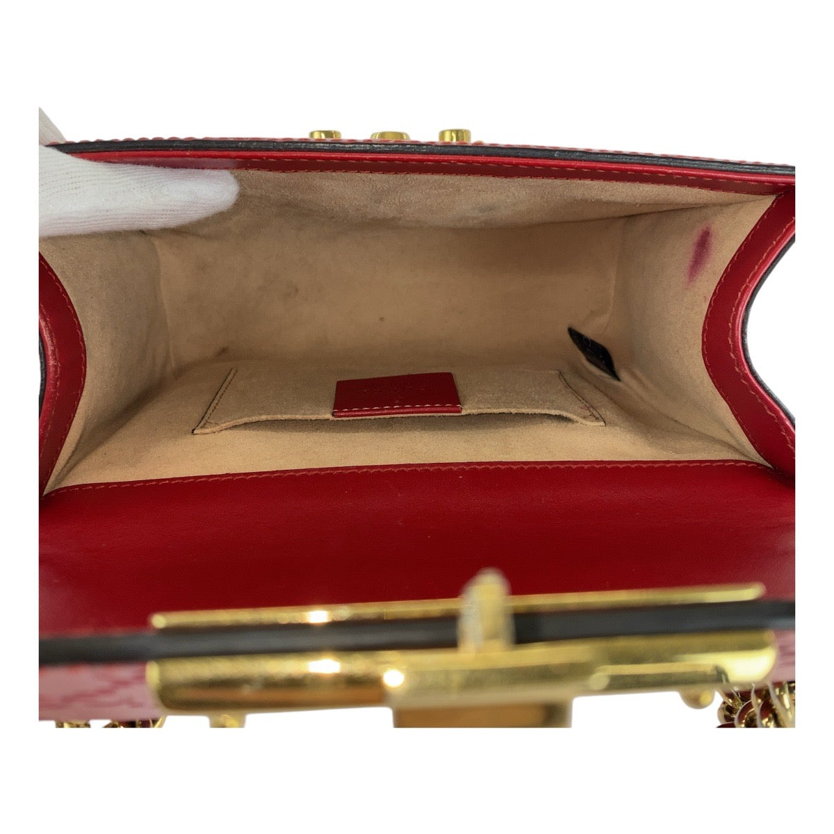 16498
GUCCI グッチ グッチシマ パドロック レッド 赤 ゴールド金具 レザー 409487 ショルダーバッグ ポシェット  レディース A73