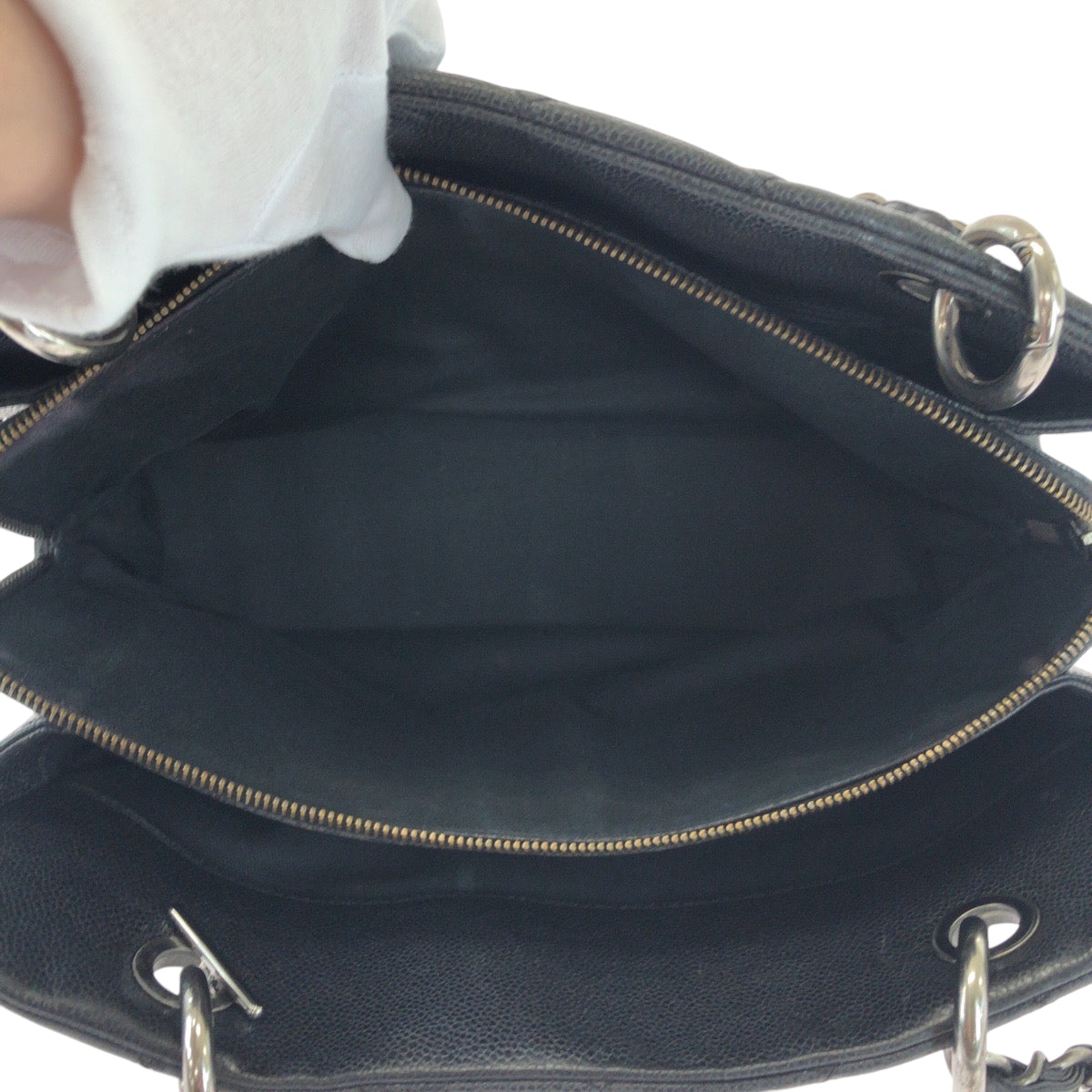 16525
CHANEL シャネル マトラッセ ココマーク ブラック 黒 シルバー金具 キャビアスキン チェーントートバッグ ショルダーバッグ  レディース