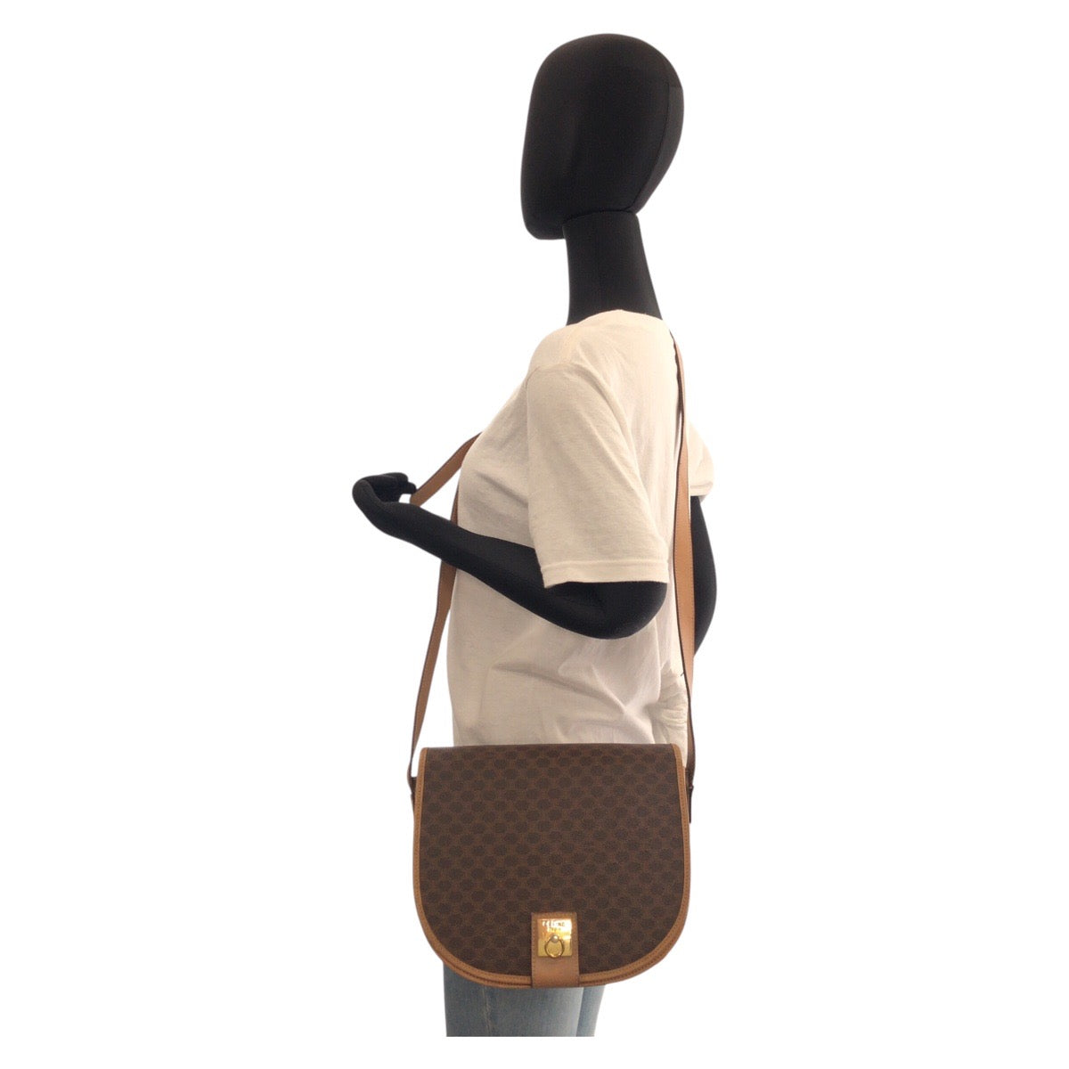 16527
CELINE セリーヌ ヴィンテージ マカダム ブラウン ゴールド金具 PVC / レザー ショルダーバッグ ポシェット レディース AB25