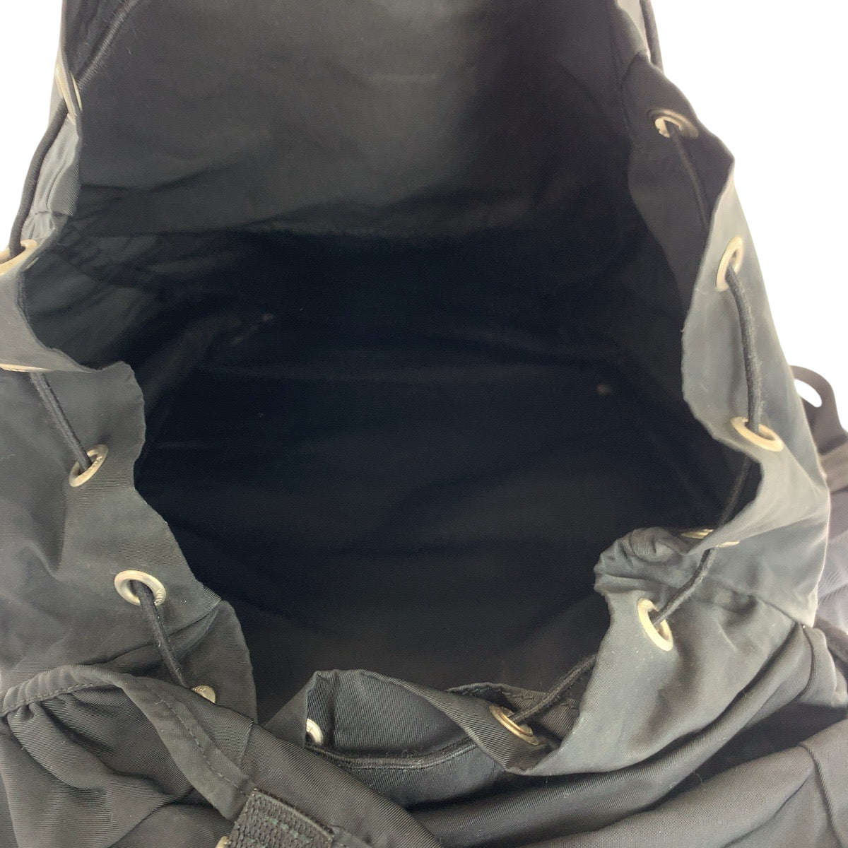 16544
PRADA プラダ テスート 三角ロゴプレート ブラック 黒 シルバー金具 ナイロン V135 リュックサック バックパック  メンズ