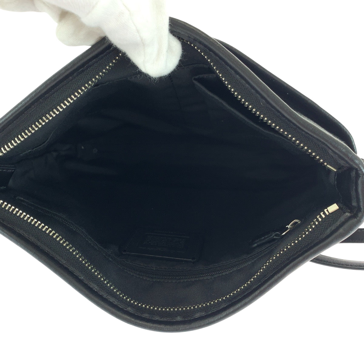 16602
COACH コーチ シグネチャー ロゴ ブラック 黒 グレー シルバー金具 PVC ショルダーバッグ ポシェット  メンズ