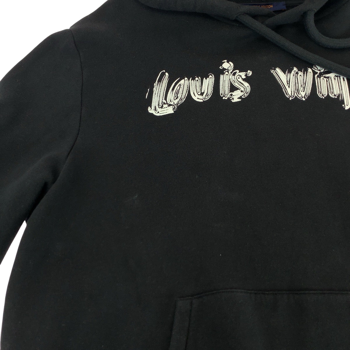 17269
LOUIS VUITTON ルイヴィトン 1A9SVO ロゴ グラフィックフーディ  サイズXXL ブラック 黒 ホワイト コットン RM221 IHN HMY78W パーカー フーディー  メンズ A70