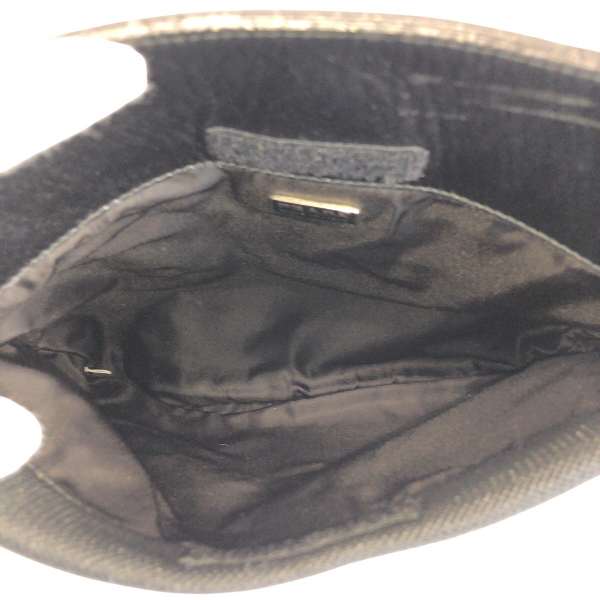 16624
PRADA プラダ ブラック 黒 シルバー金具 ナイロン / レザー ショルダーバッグ ポシェット  レディース ABP33